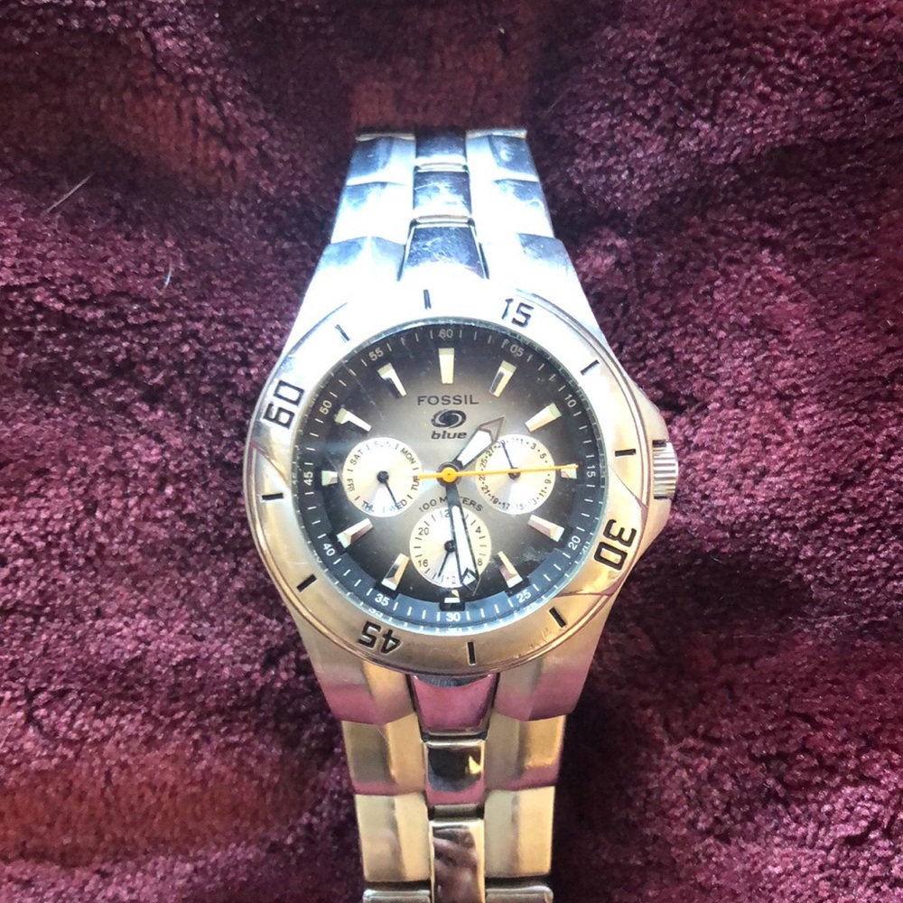 Fossil Blue